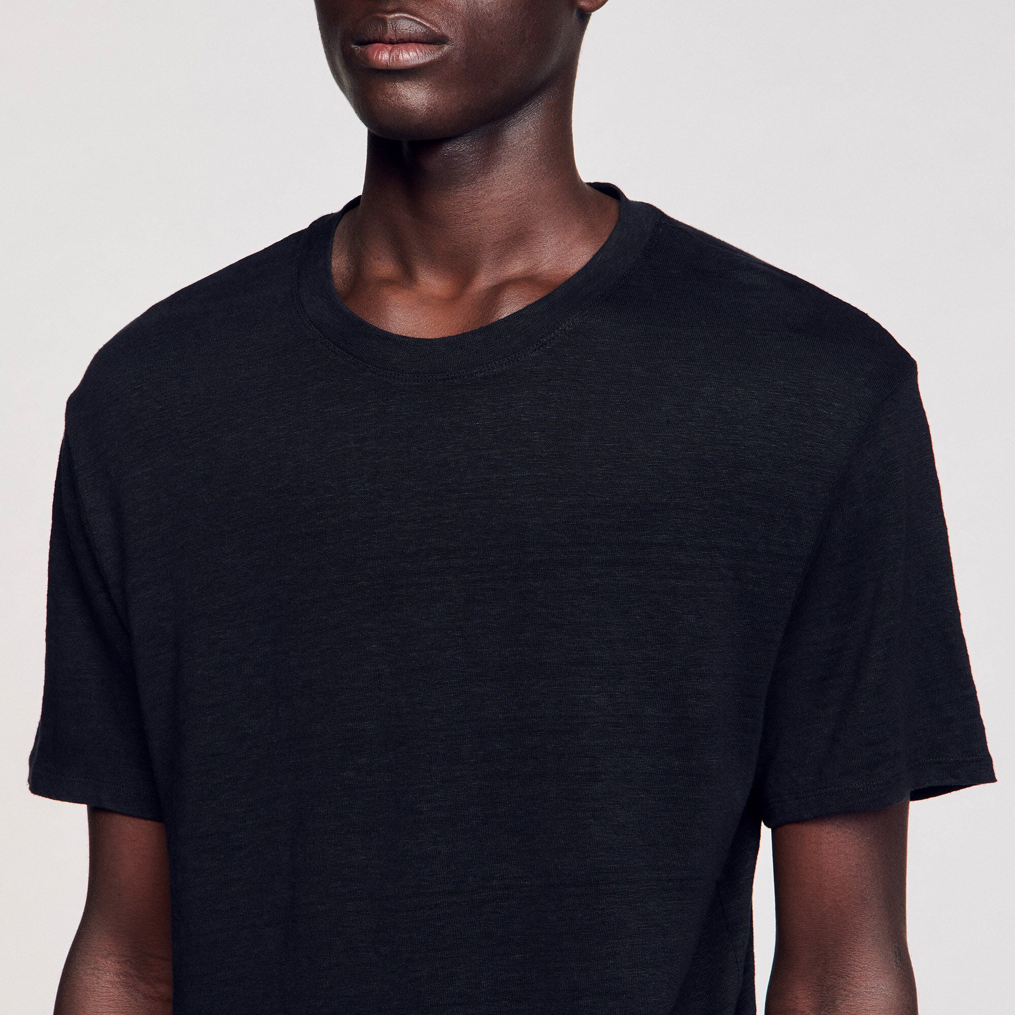 Certified linen T-shirt Black Sandro Men