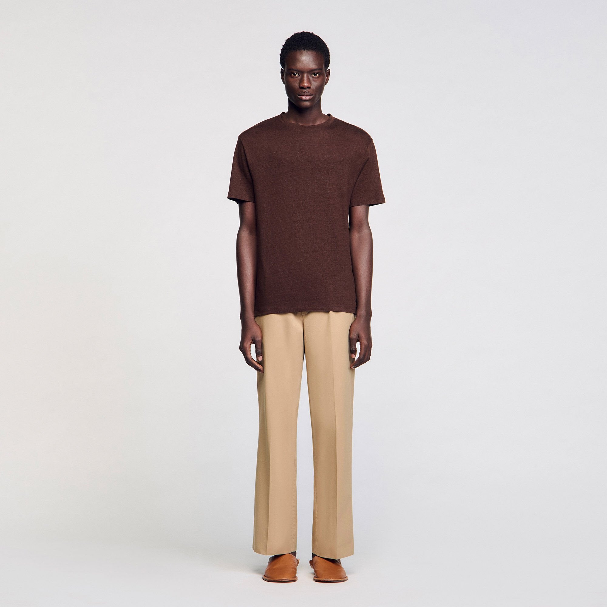 Certified linen T-shirt Moka. Sandro Men