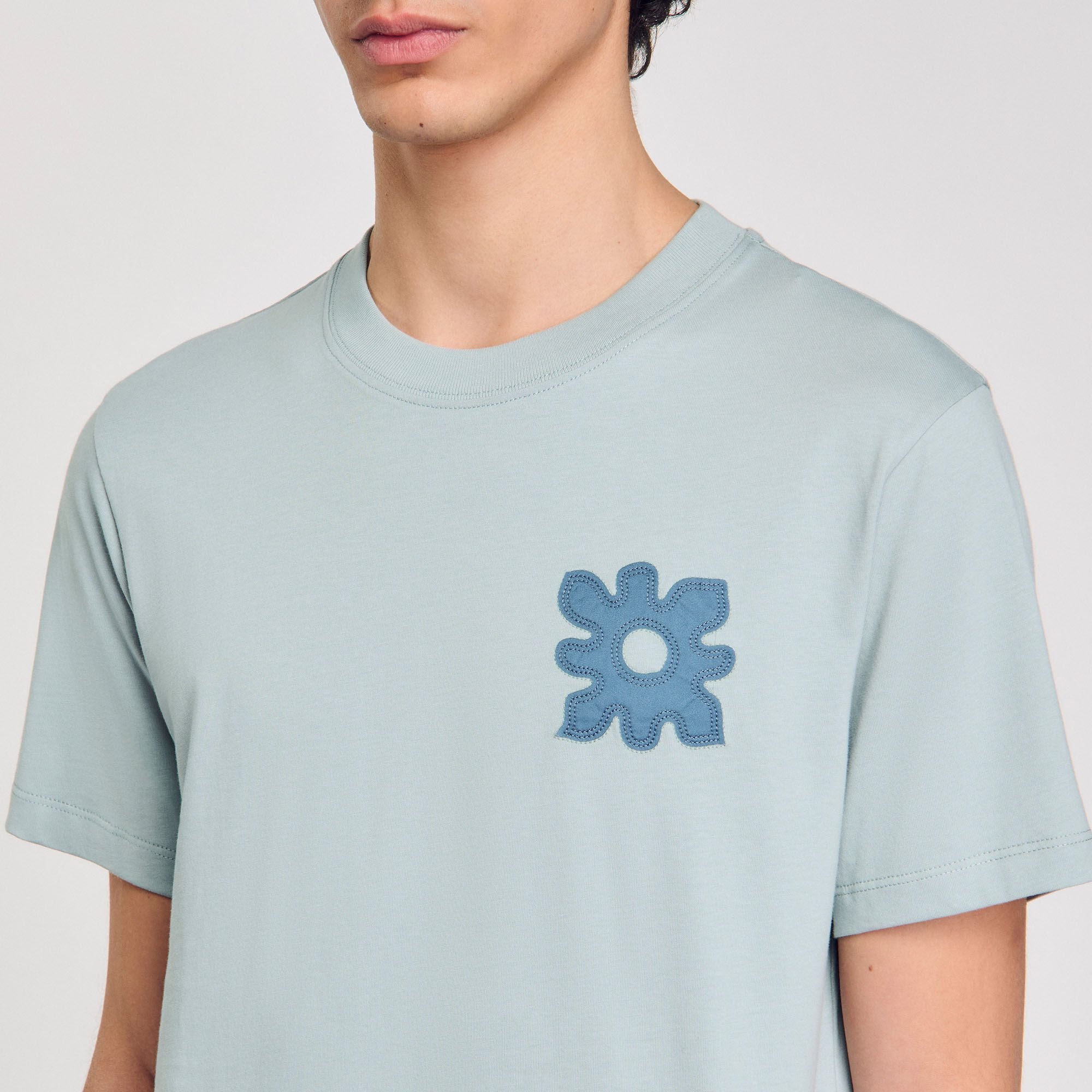 T-shirt with flower detail Chambray Sandro Men